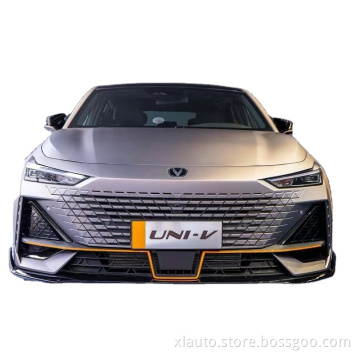New compact  Comfortable four-wheel drive sedan Energy-saving car Hot sale 2023 1.5T Exclusive-Chang'an UNI-V